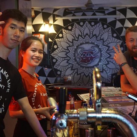 Vietnam Backpacker Hostels - Hue Exteriör bild