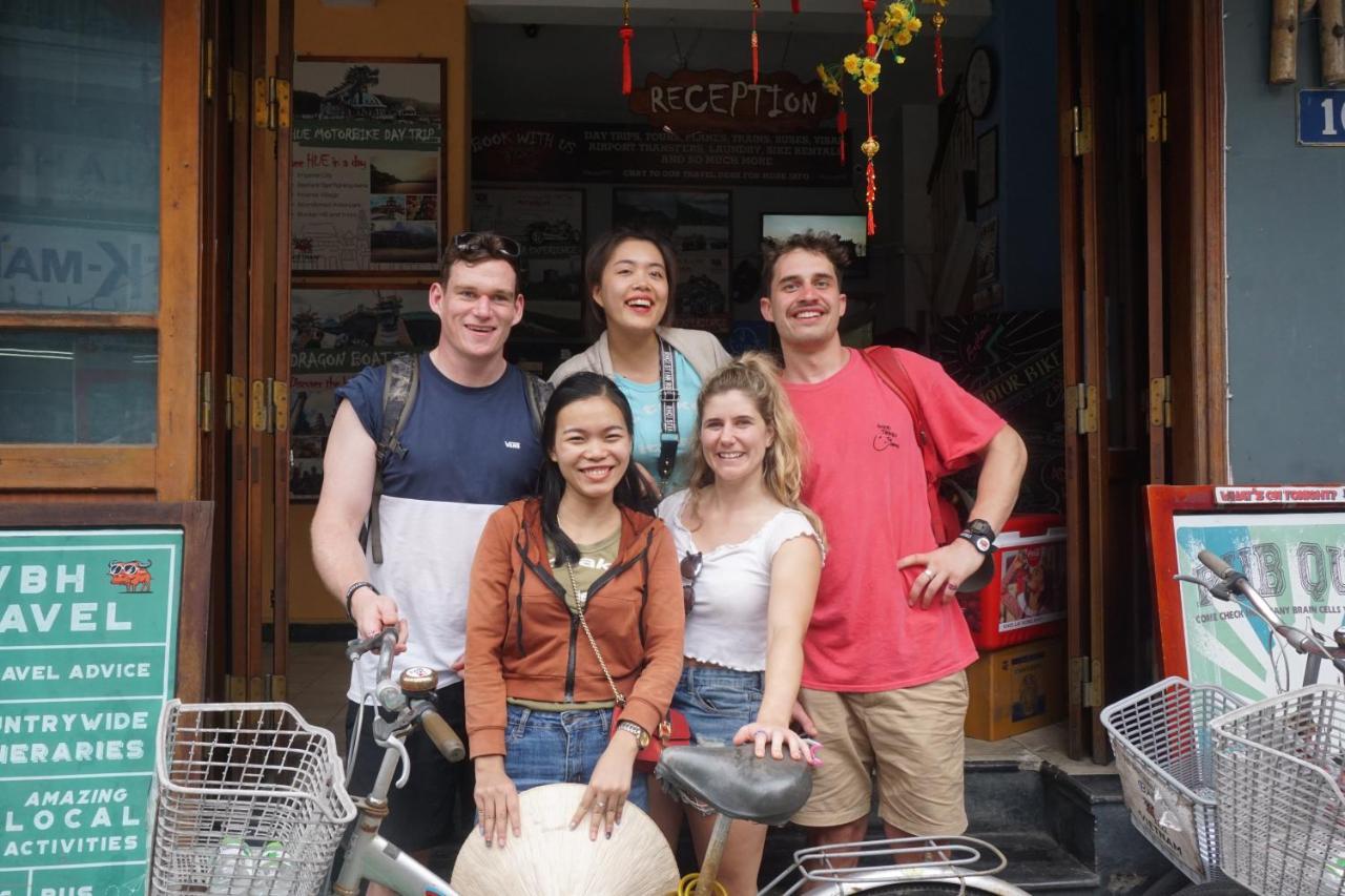 Vietnam Backpacker Hostels - Hue Exteriör bild