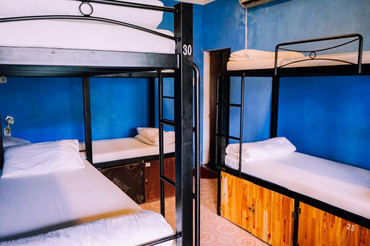 Vietnam Backpacker Hostels - Hue Exteriör bild